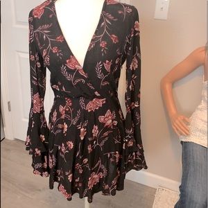 Black & floral V-neck fit and flair dress size 4-6